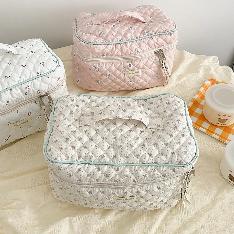 Cute Cotton Makeup Bag Large Capacity Travel Cosmetic Bags Quilted Pouch Handbag Aesthetic Toiletry Women Girls Ladies Storage