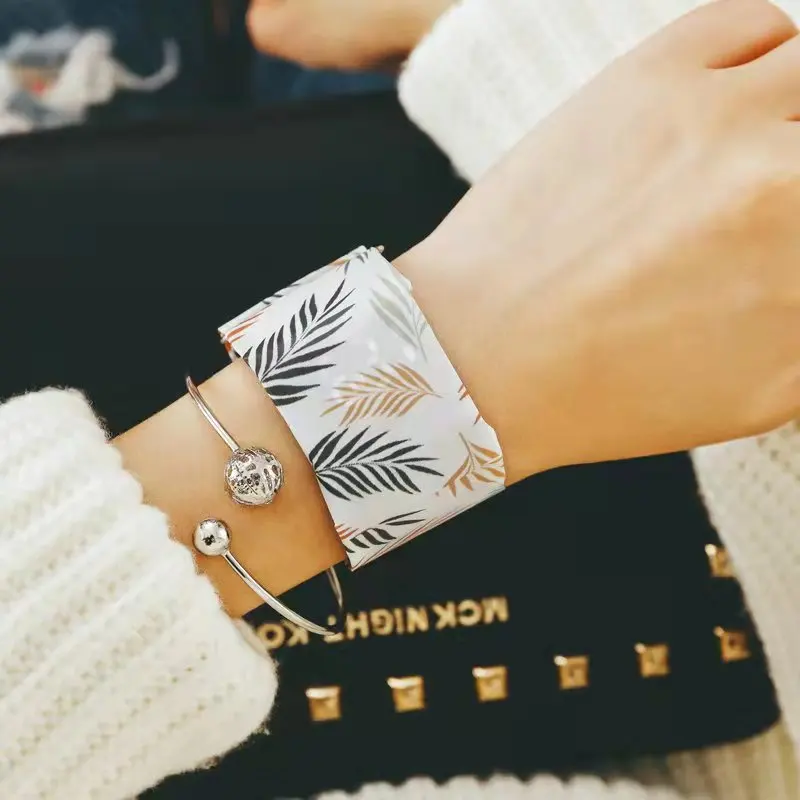 

Paper Watch, Creative Digital Magnetic Waterproof Watch, Creative Paper Strap Digital Watch Sports Waterproof Watch