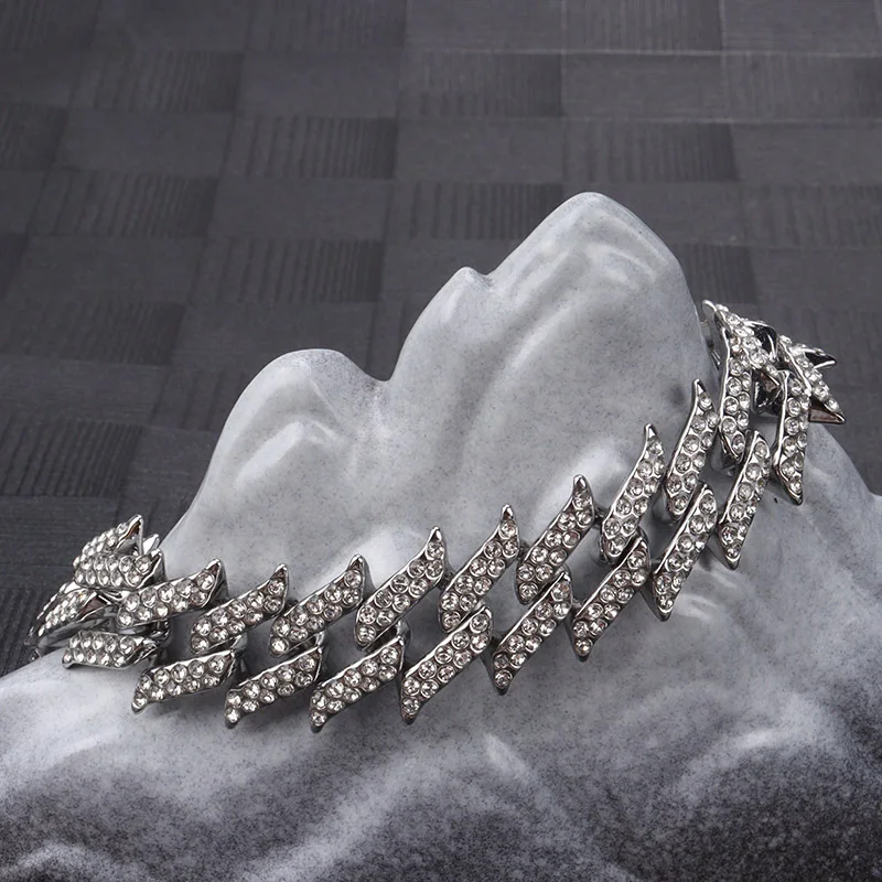 Man Bracelet Luxury Designer 18mm Spikes Thorny Jewelry Diamond Gold Plated Punk Accessories Aesthetic Crystal Chain Bracelet