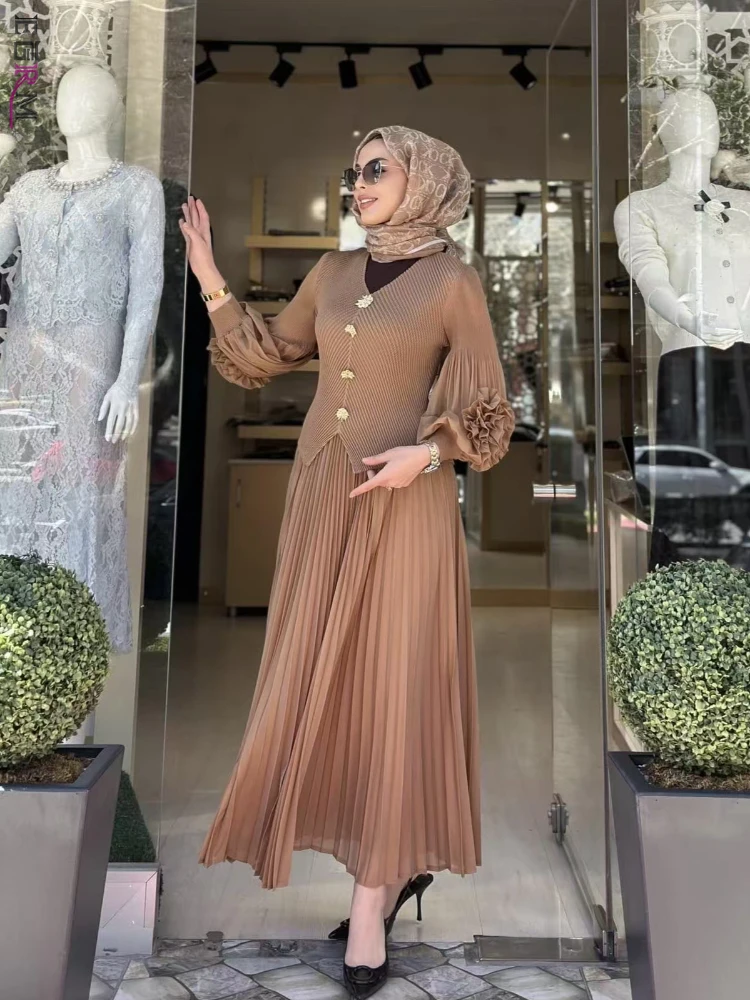 Фото EGRM 2026 Новинка: Модный плиссированный комплект из двух предметов с V-образным вырезом, лоскутным дизайном, эластичной талией, однотонный, с юбкой А-силуэта, женская одежда 9R5103 №2