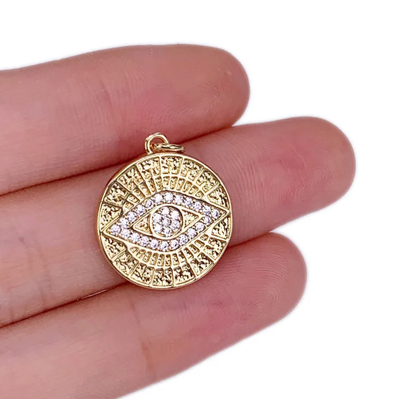 

Vintage Classic Coin Peach Heart Eyes Snake Elephant Jesus Star Moon Bull Head Bee Necklace Pendant Fine Jewelry Accessories