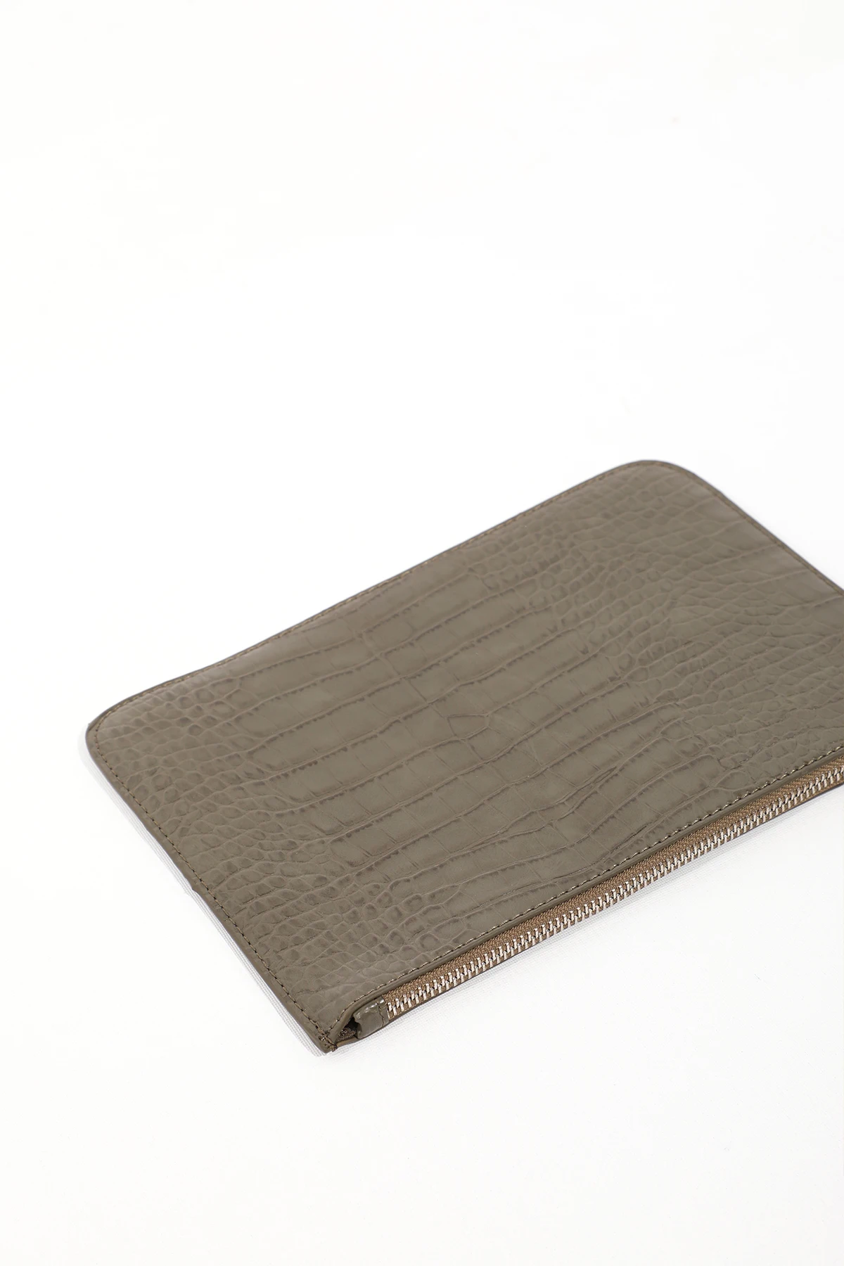 

Women's Khaki Kroko Pattern Hand Bag