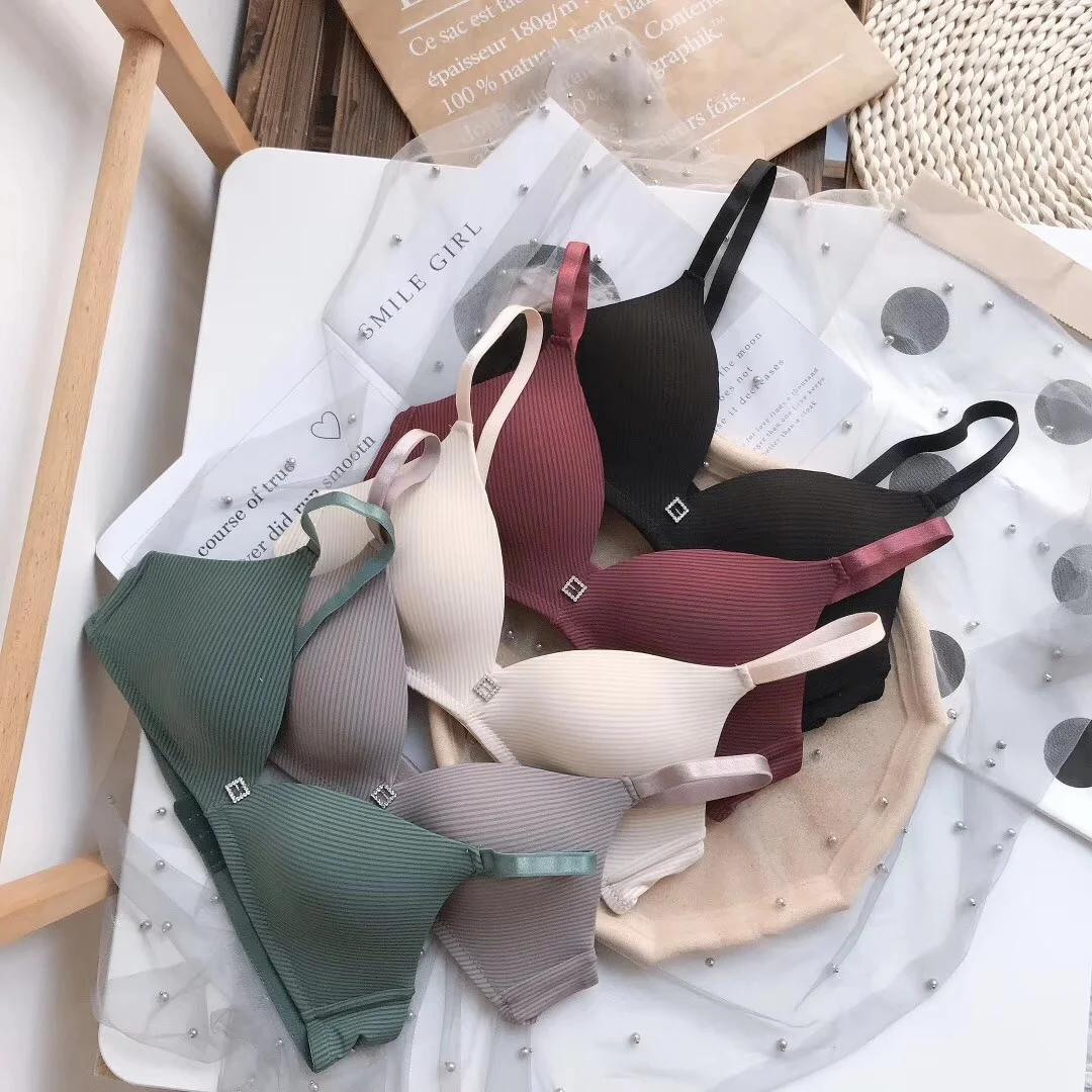 

Single point one generation hair traceless stripe light sexy underwear no steel ring bra gathered triangular cup small bra