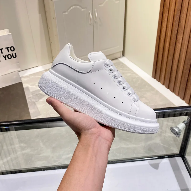 

Thick Sole Versatile Summer Men's Muffin Shoes with Elevated Inner Height Casual Sports Couple Board Shoes