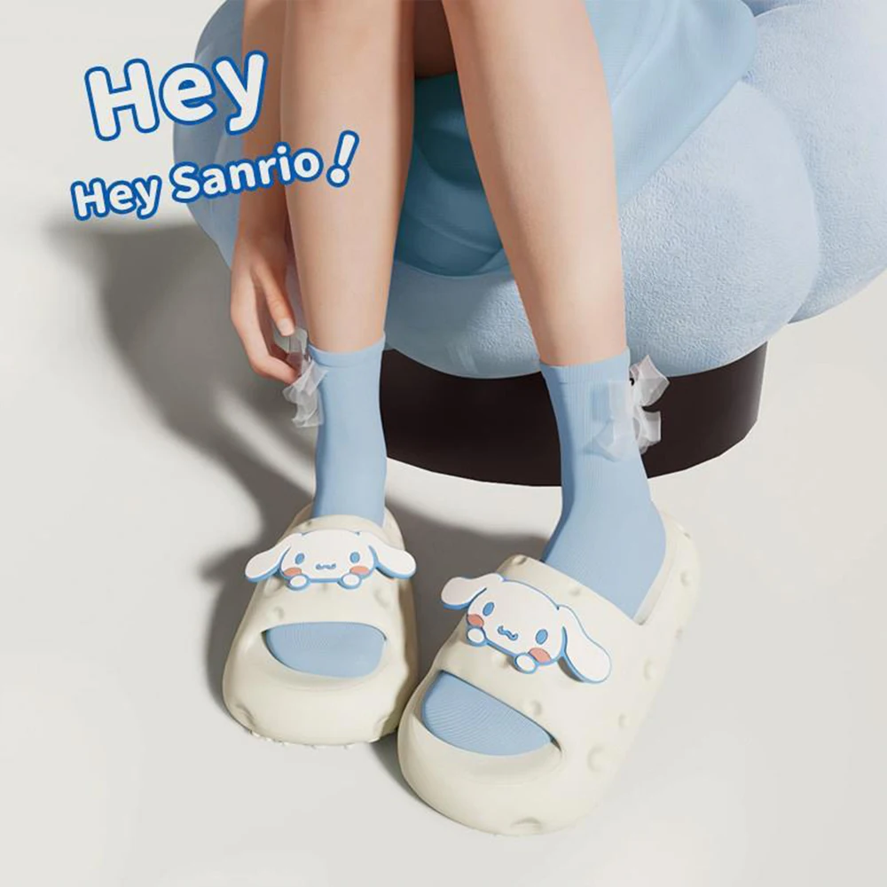 Фото Мультяшные тапочки Cinnamoroll Kuromi Sanrio Kawaii, милые аниме-тапочки для девочек, летние, для дома, ванной, душа, нескользящие сандалии для студенток №5