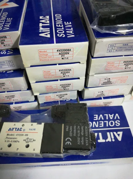 1 шт. новый электромагнитный клапан AirTAC 4V22008A 4V220-08 AC220V