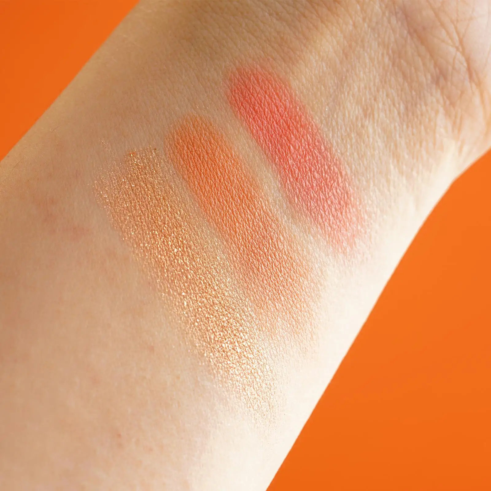 3 In 1 Highlighter Powder Palette Contour Bronzer Glitter Pearl Shimmer Blush Eyeshadow Long-Lasting Face Makeup Korean Cosmetic