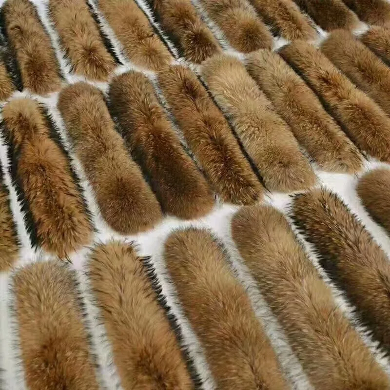 REAL Raccoon Fur Collar Hats Stripe Down Jacket Cotton Coat Fur Accessories Poncho Feminino Inverno  Cachecol