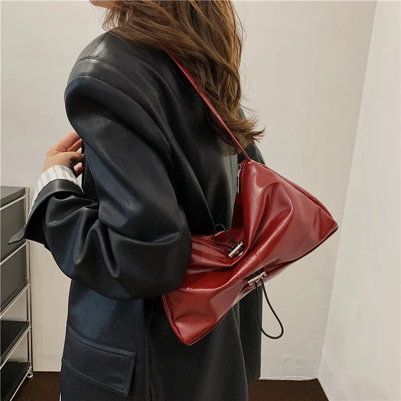

Zipper PU Women's Shoulder Bags Ladies Bags on Sale 2023 High Quality New Solid Satchels Sewing Thread Wallet Bolsas Femininas