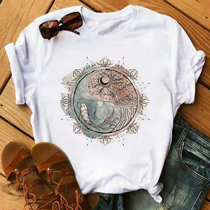 

Moon Printing Funny Women T-shirt Harajuku Ullzang Kawaii Short Sleeve Summer T-shirts Graphic Tee Tshirts Cute Top Female