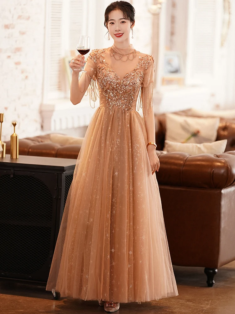 

Champagne Evening Dresses With Tassel Luxury Beads Appliques A-Line Floor-Length Backless Prom Gowns Long 2022