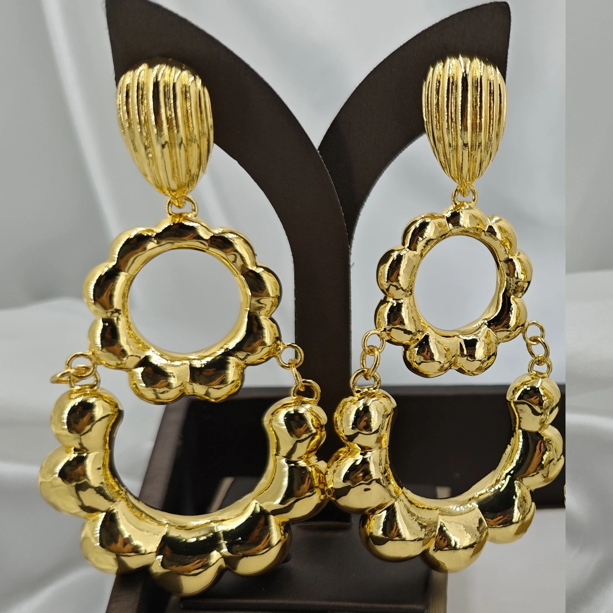 Новые модные женские серьги-кольца с геометрическим рисунком