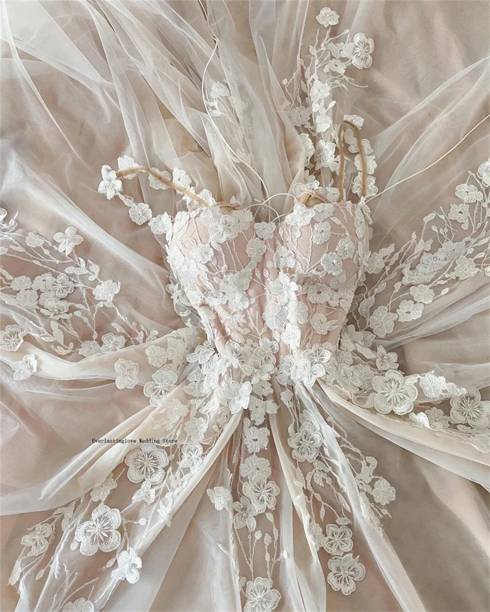 Очаровательные свадебные платья трапециевидной формы с двумя бретелями и