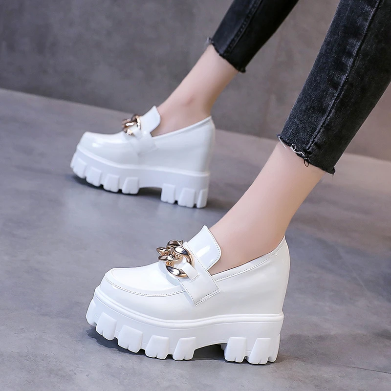 

Women Patent Leather Chunky Sneakers Loafers Breathable Chain High Heels Platform Casual Shoes Flats Woman Vulcanize