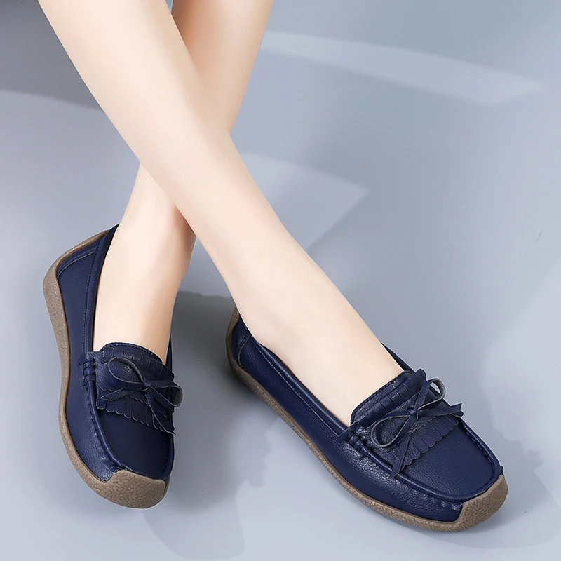 Brand New Women Flats Woman Genuine Leather Luxury Loafers  Moccasins Mother Shoes Slip-on Women's Casual Shoes Plus Size 35-44