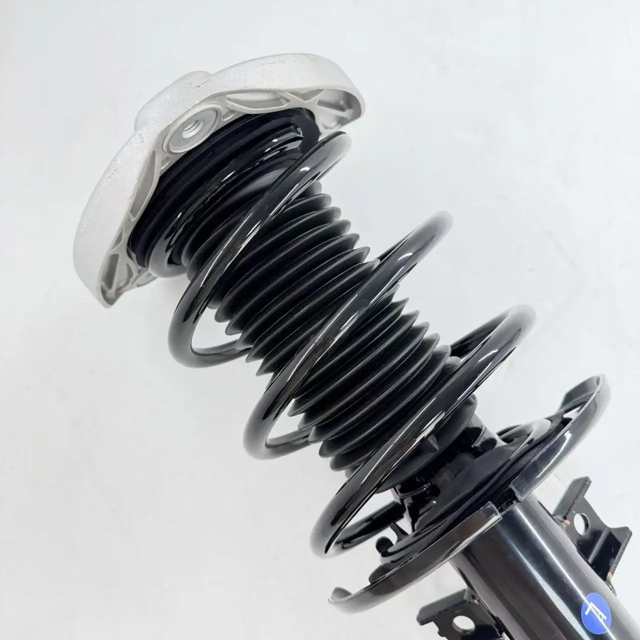 Фото Новинка: Задние амортизаторы LESHU 9150105 OEM SA8651811B1 SA86518 для Chevrolet AVEO LOVA, гарантия 1 год №3