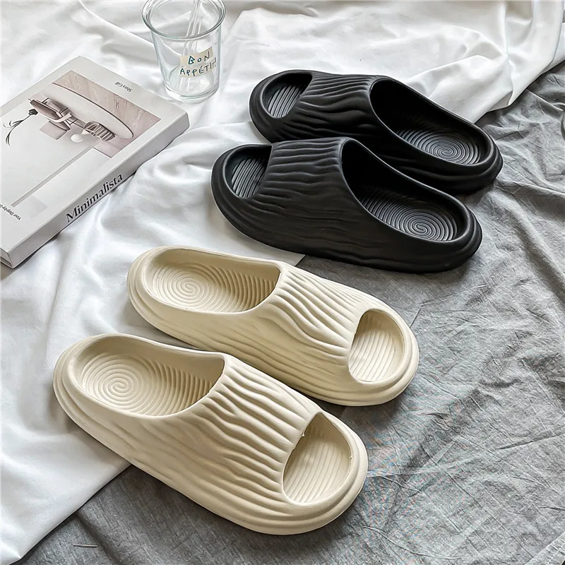 

Men Summer Slippers Outdoor Casual Beach Slippers Women Home Slipper Comfortable Soft Cloud Slides Fashion EVA Injection Slipper