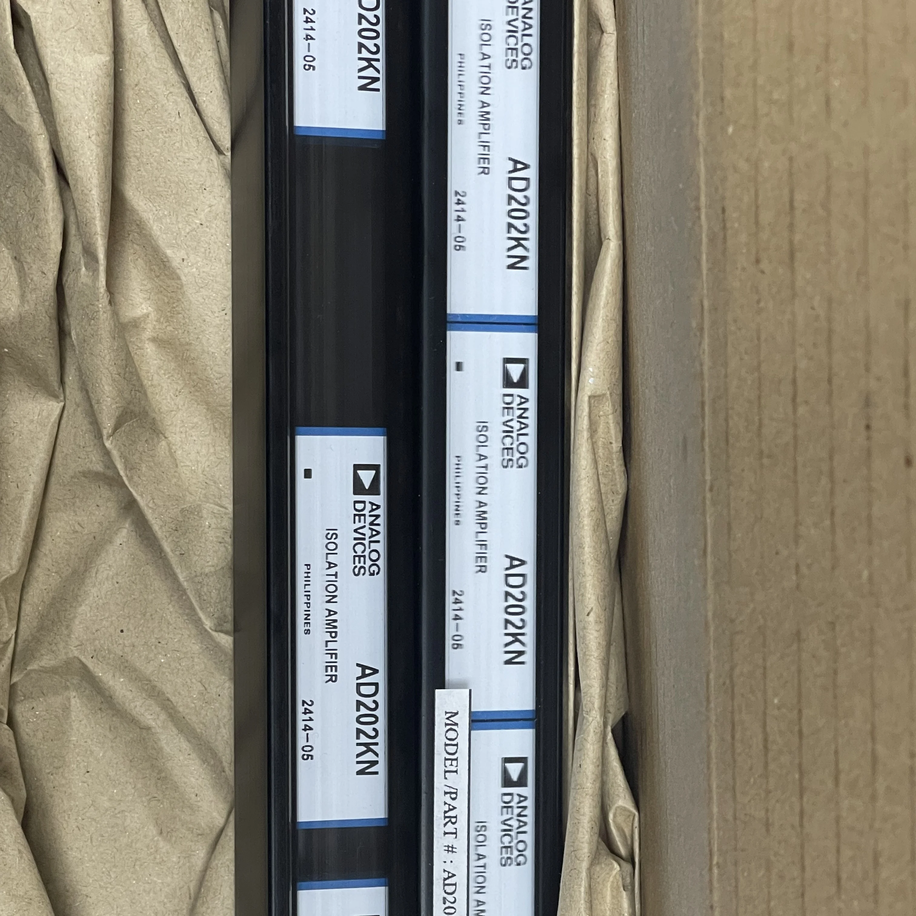 Аналоговые устройства AD202KN изоляции сигнала интегральные схемы линейные