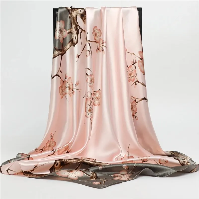 Атласный платок для женщин в ассортименте