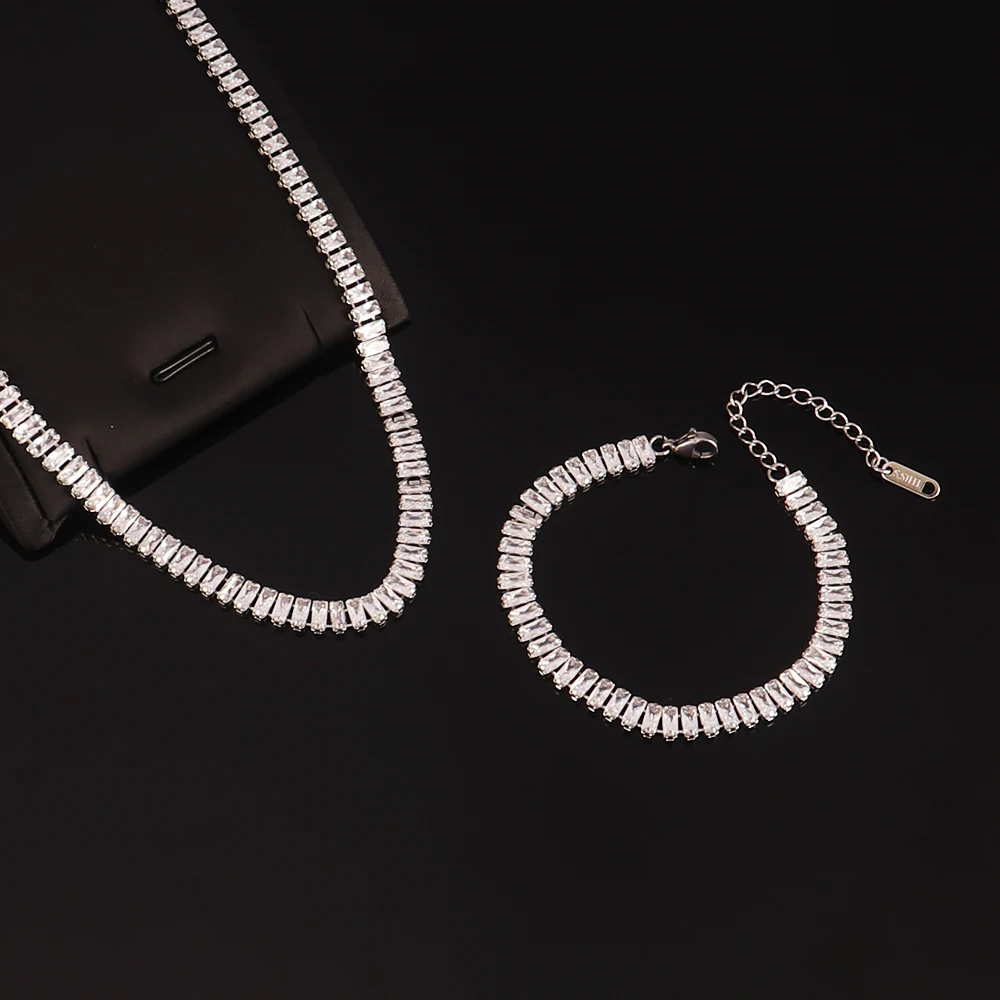 Браслет-цепочка женский из нержавеющей стали 316L с фианитами