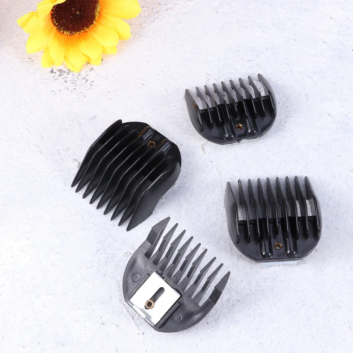 

4pcs Hair Clipper Limit Comb Professional Cutting Trimmers Guide Combs Barber Accessories for Barber (Black) Barber accesories