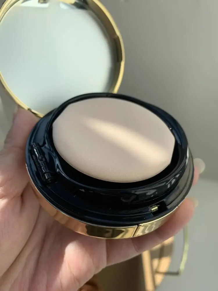 

Brand Makeup Cushion Foundation with a refill Fix Powder Plus Foundation 14g Face Makeup Waterproof Powder Skin Finish