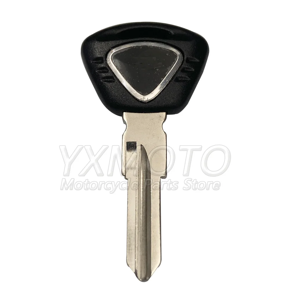 

Флэш-ключ, необработанное лезвие для TRIUMPH Street Triple 600 675 1050 T100 T120 T800 T900 T955 Tiger800