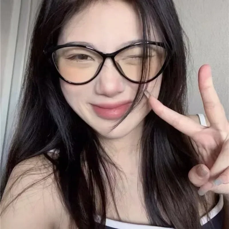 Женские очки кошачий глаз