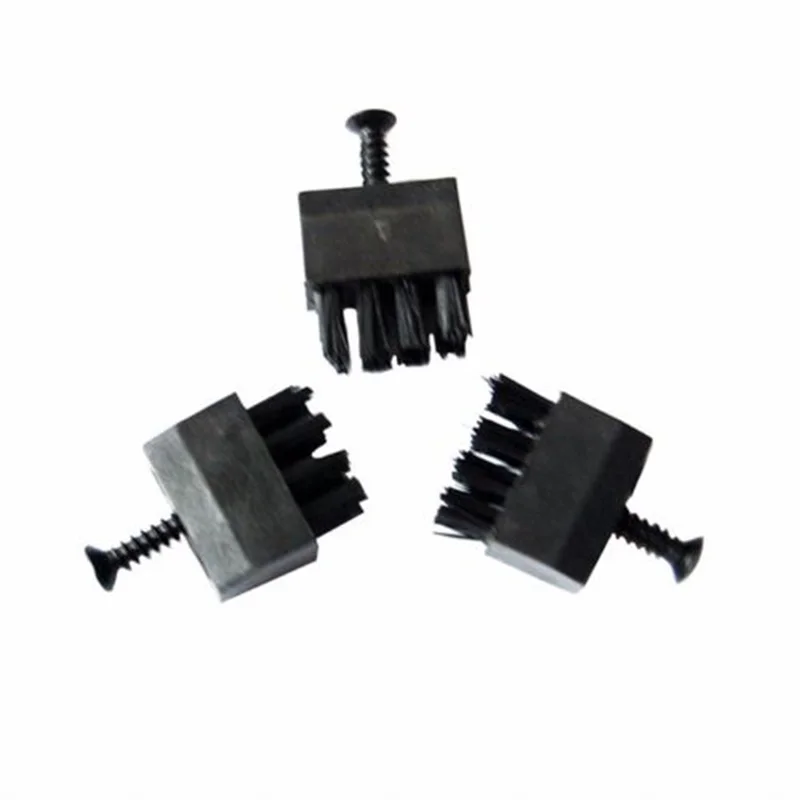 

3Pcs Black Replacement Brush Replacements With Screw For Compound Bow New Composite bow and arrow brush set