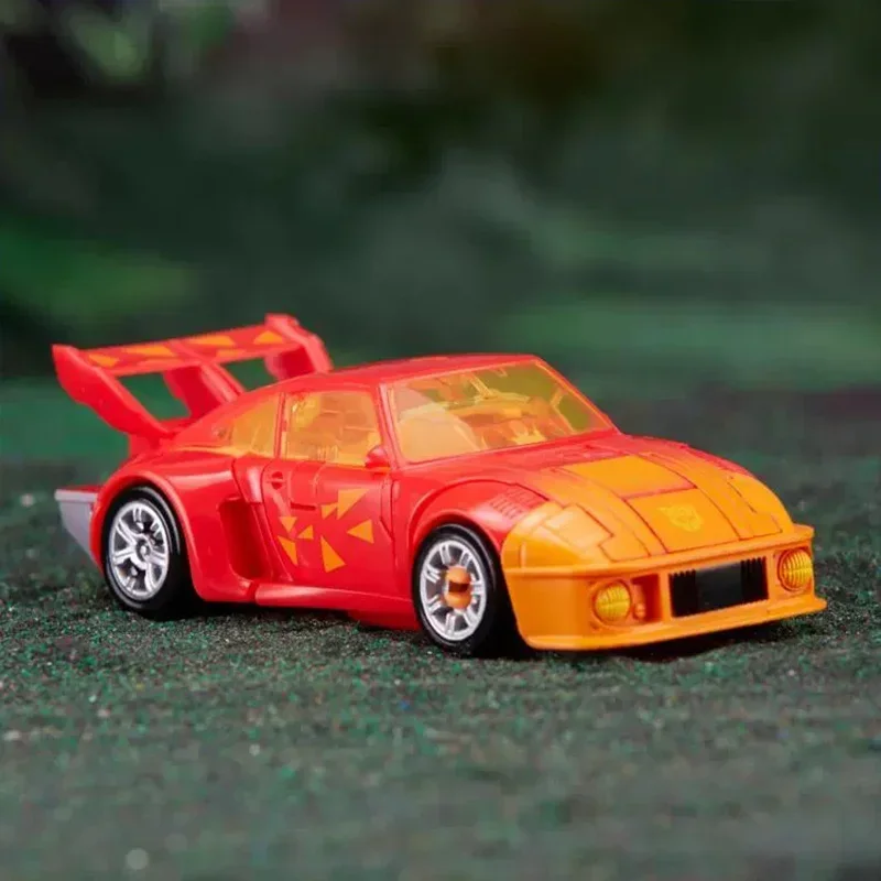 Hasbro Transformers Legacy Autobot Jazz G2 Universe 12 см Deluxe Class оригинальная фигурка модель игрушка