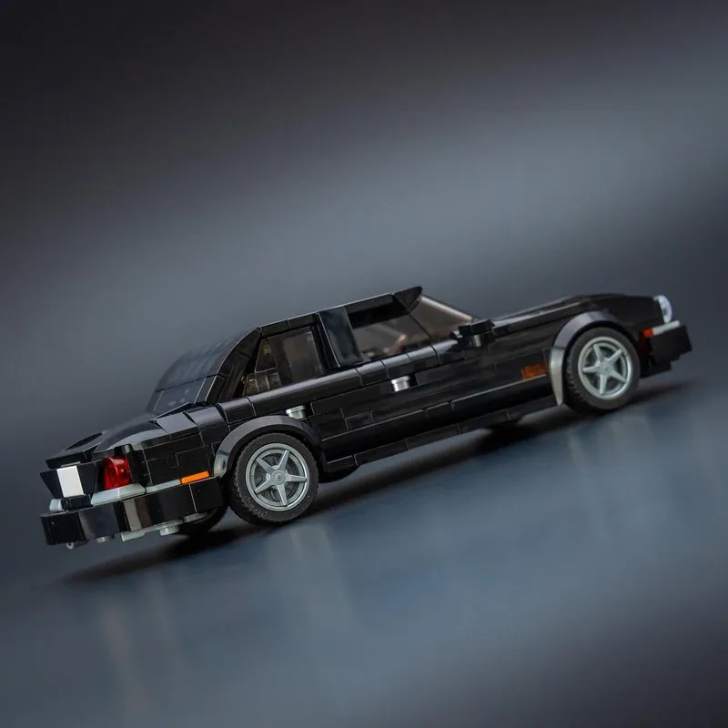 Фото Конструктор PolaDeer 437 деталей MOC DIY: Модель злодея Мистера Уайта XJ8, игрушка-конструктор для детей, подарок на день рождения, Джеймс №3