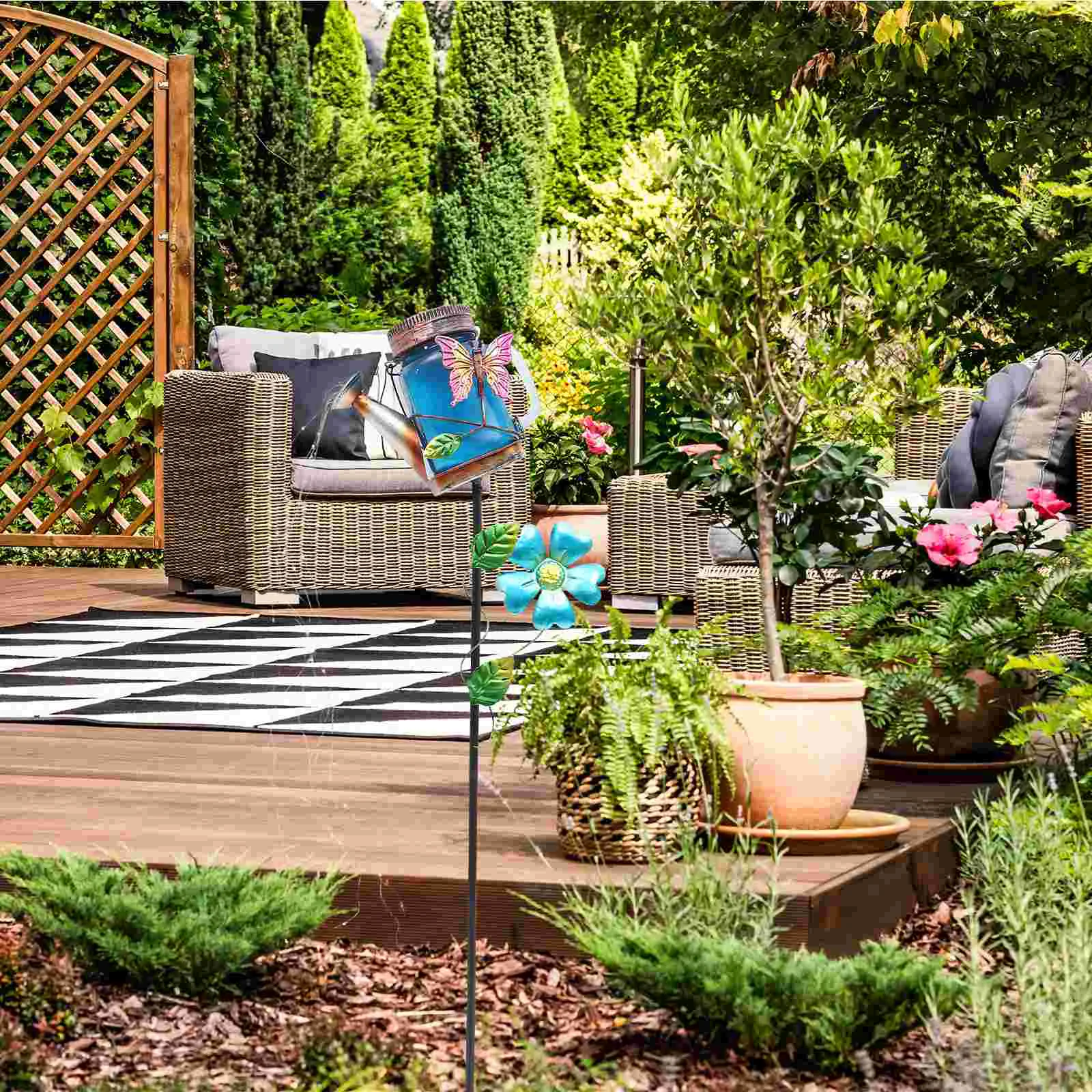 Рисунок 4 - Садовая лампа в форме разбрызгивателя