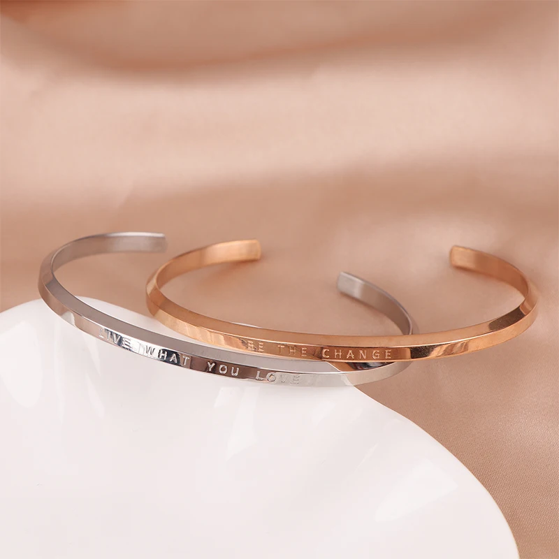 Женский браслет из нержавеющей стали с гравировкой