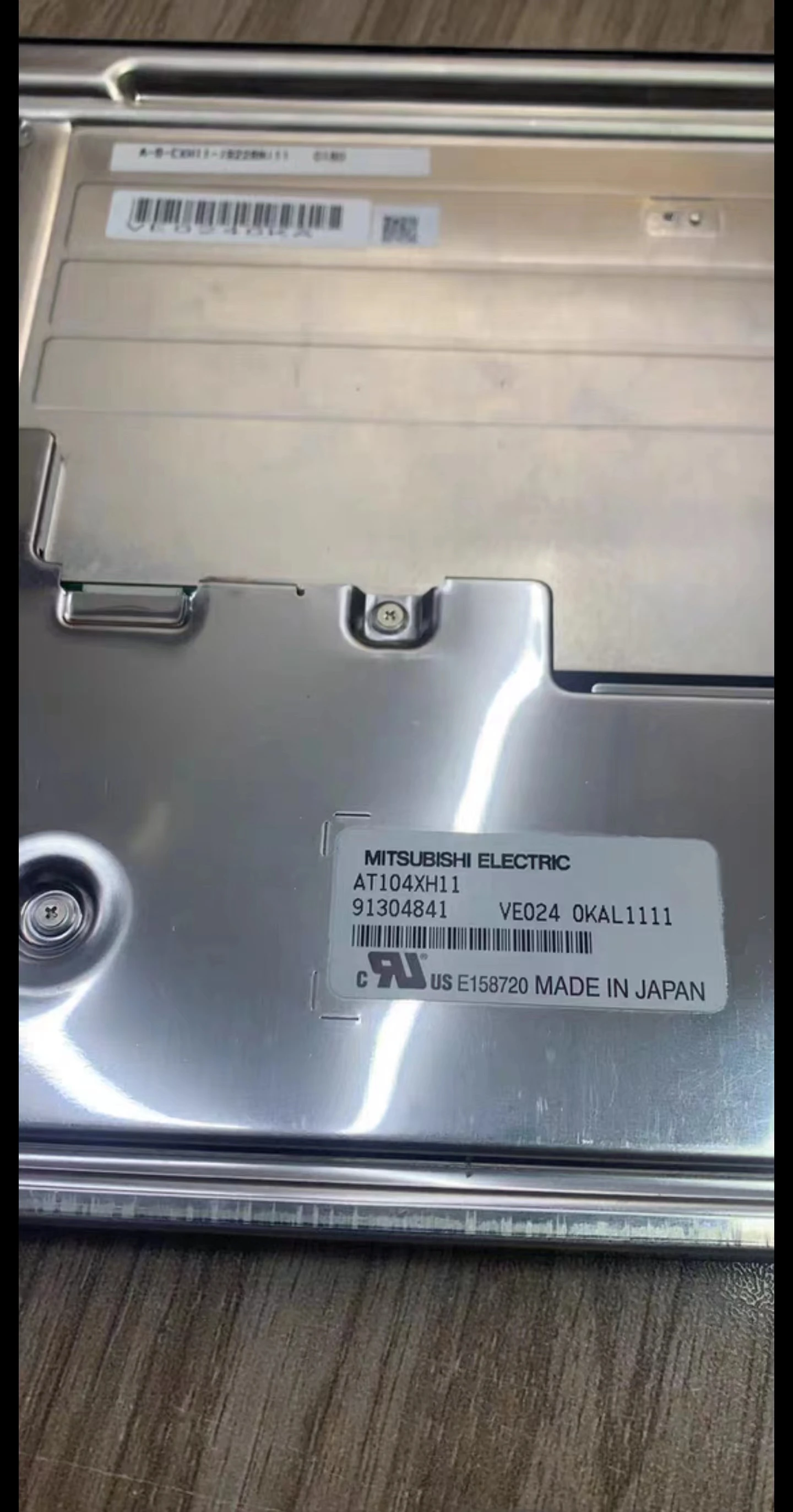 

Оригинальный 3,5-дюймовый яркий промышленный ЖК-дисплей Mitsubishi AT104XH11 подходит для фотографий