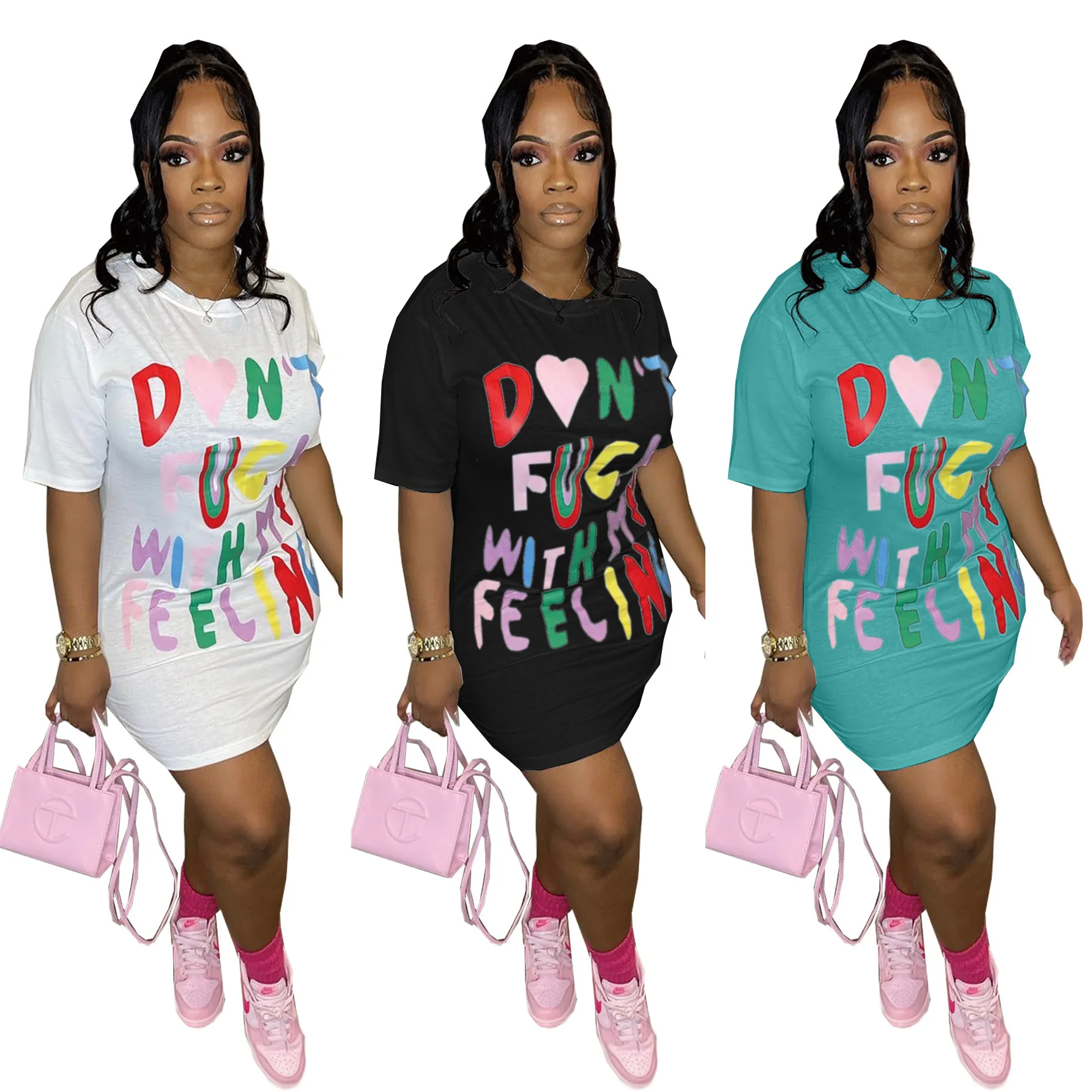 

Платье-мини женское с круглым вырезом, коротким рукавом и надписью