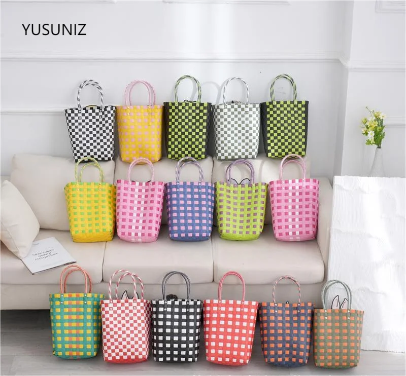 

YUSUNIZ New Large Handmade Woven Bag Creative DIY Gift Bag With Hands Beach Bag Women's Bag Plastic Woven Bag Picnic Bucket Bag