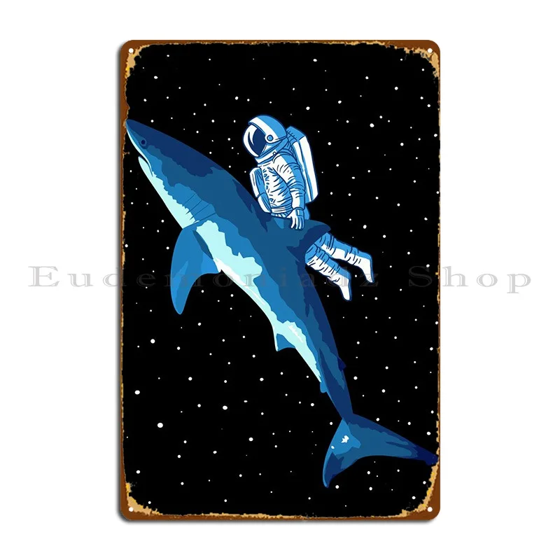 

Металлический плакат астронавт на белой акуле, плакат гаражной пещеры, дизайнерские плакаты, забавные жестяные плакаты