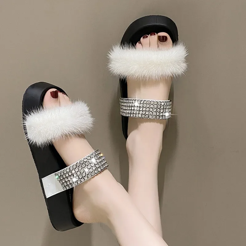 

Шлепанцы женские с кристаллами, меховые сандалии на платформе, повседневные пляжные классические тапочки, плотная подошва, сланцы, лето 2023