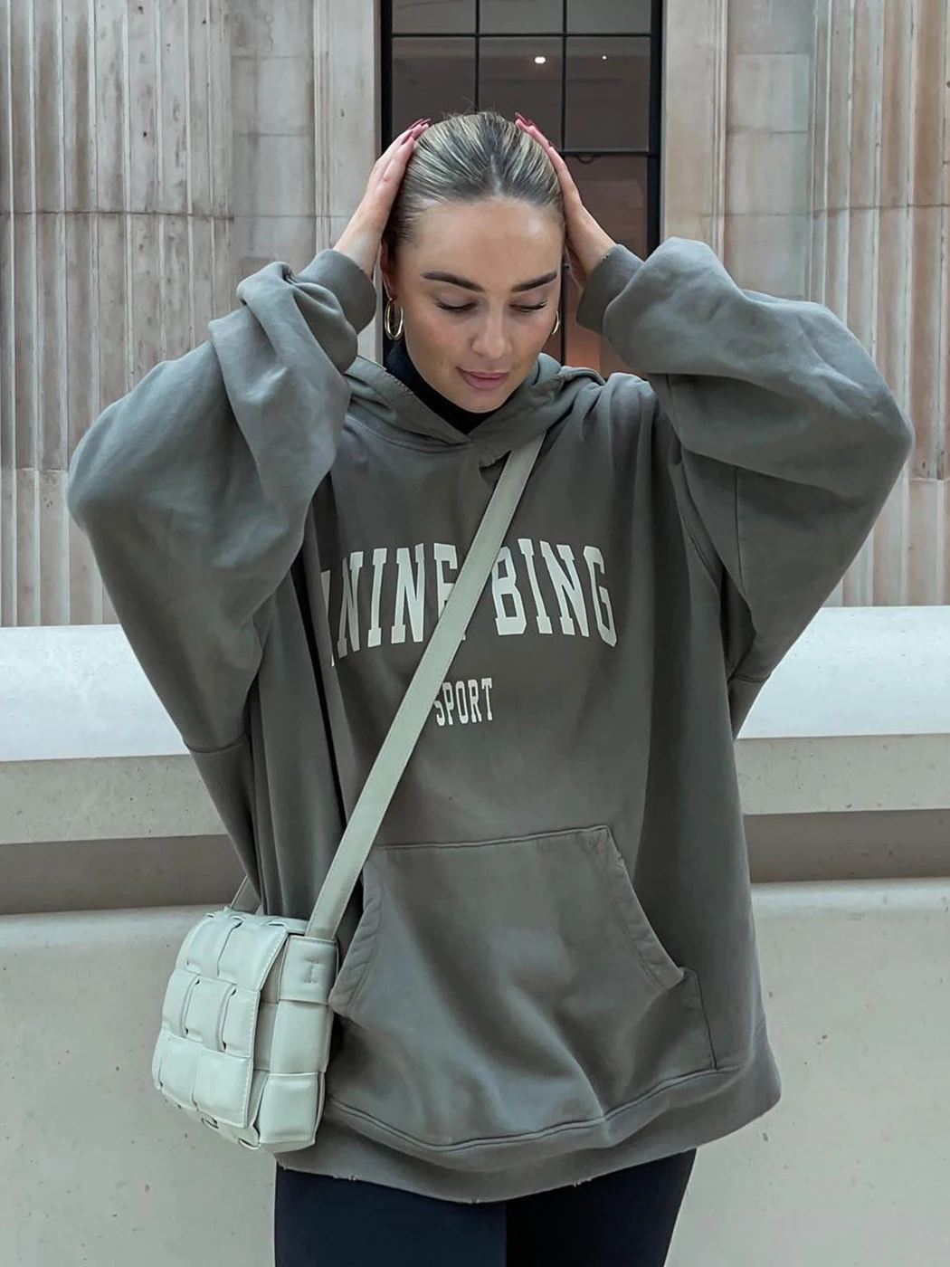 

2023 Autumn Winter Hooded Sweatshirt Cotton Casual Women Letter Prined Sport Hoodies Fashion Streetwear Sweatshirts Tops