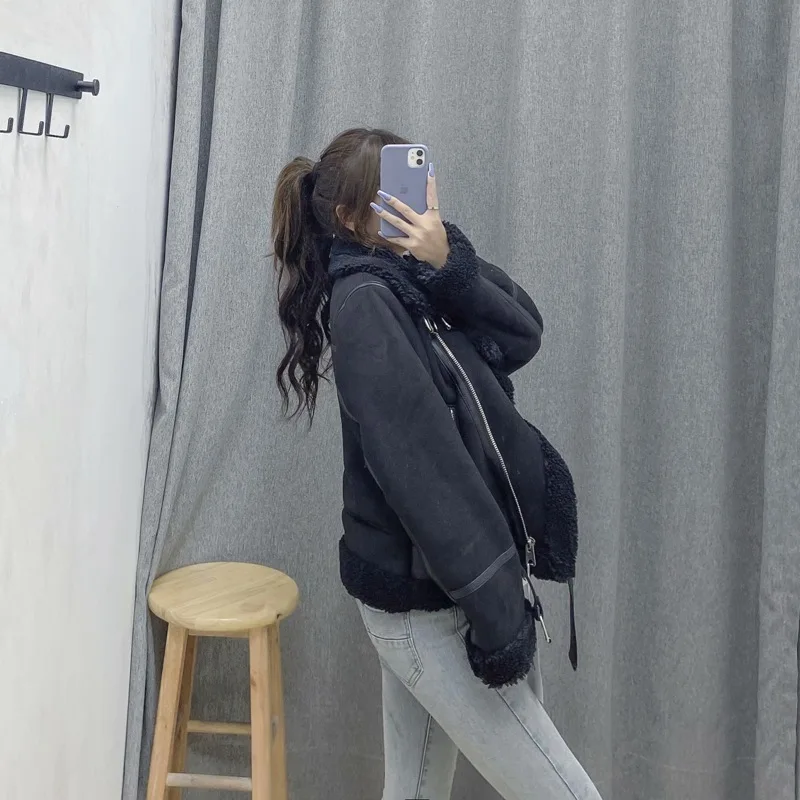 2022 Winter Jacket Warm Lamb Biker Coat Female Casual Belt Outwear Ladies Women Thick Faux Leather Jacket Women Coat