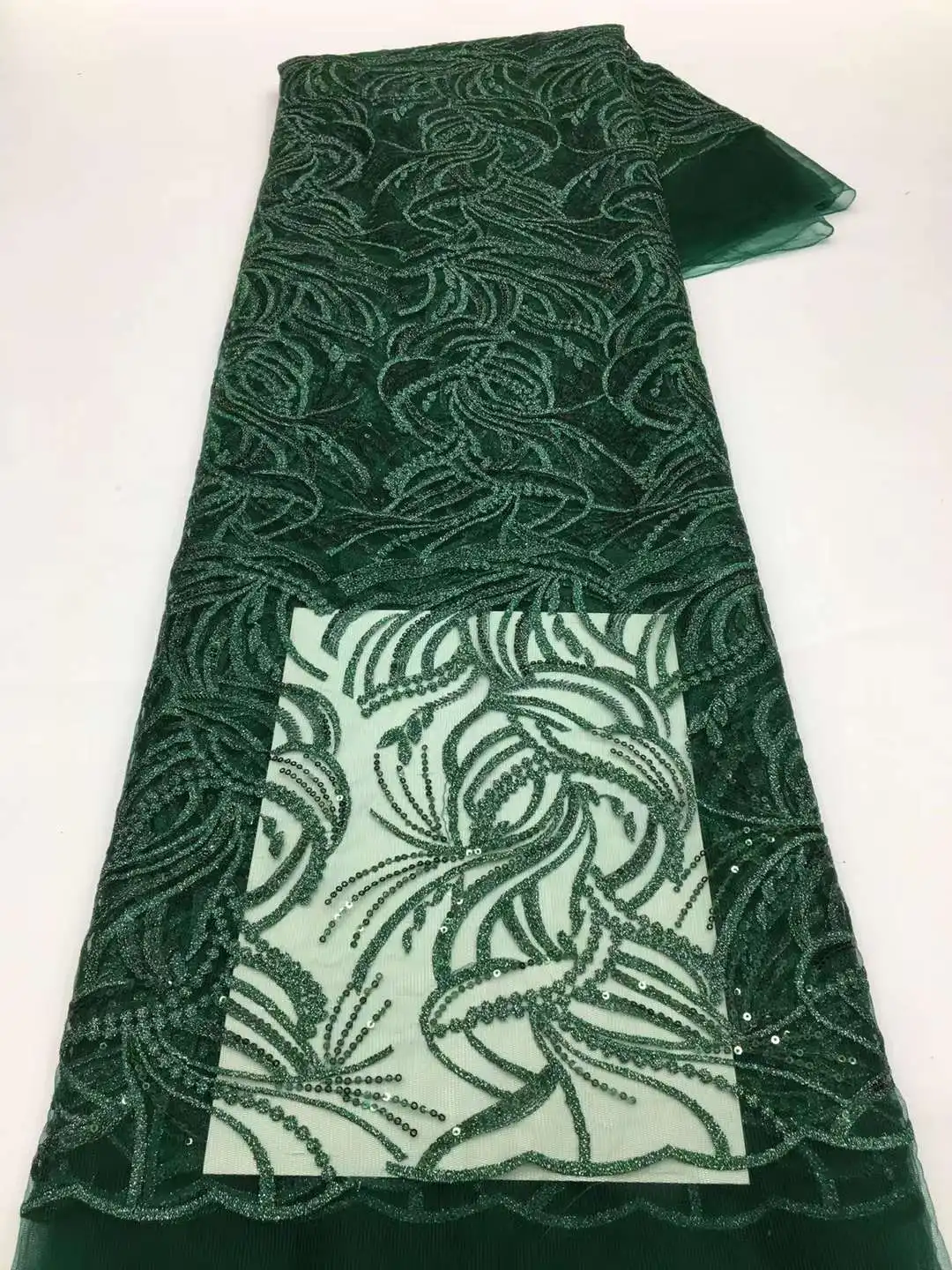 

Latest African Sequins Lace Fabric 2022 High Quality Embroidery Tulle Lace Fabric 5 Yards Nigerian Lace Fabric for Dress