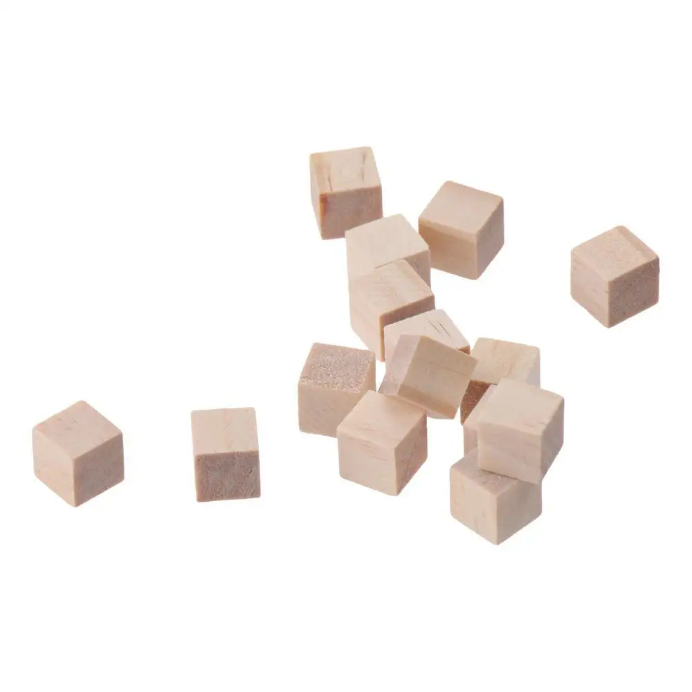 300 шт. деревянные кубики из сосны 1 см