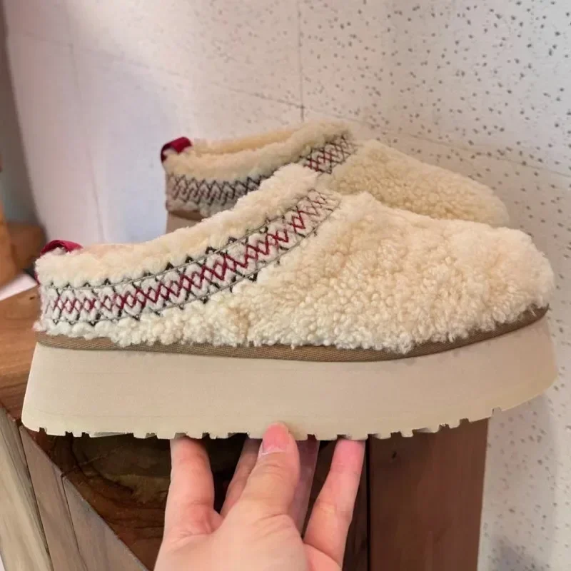 

2023 New Women Fur Slippers Ankle Boots Flats Platform Short Plush Warm Flip Flops Cotton Shoes Designer