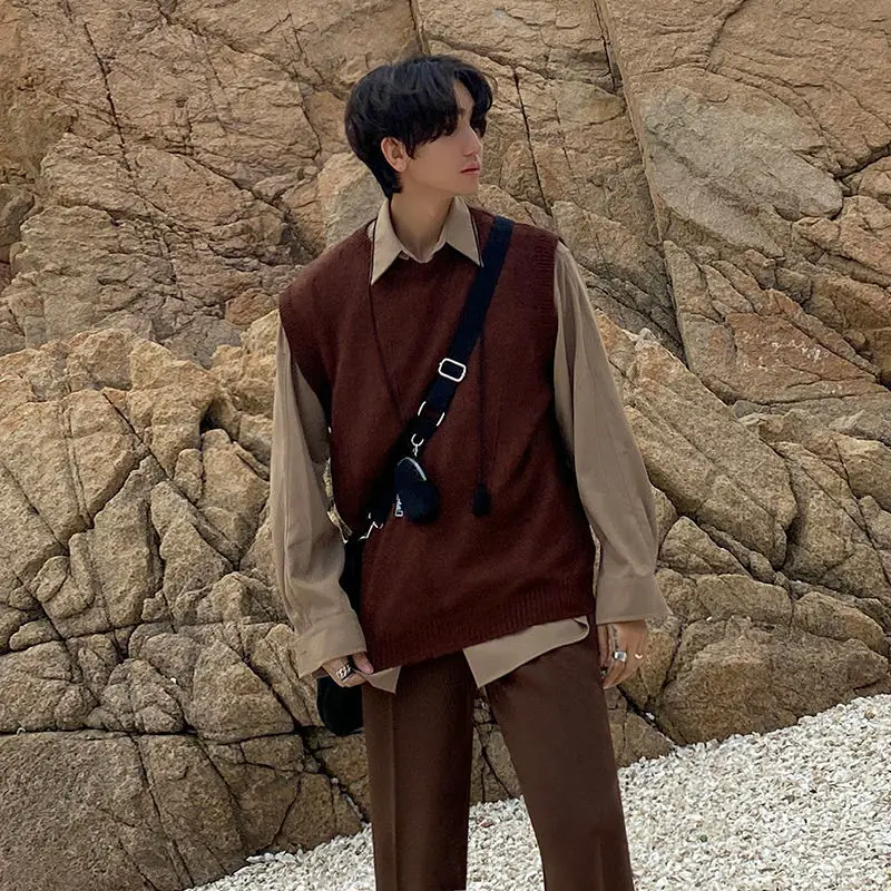 

2022 New Men's Sweater Korean Style Slim Sleeveless Vest Top Autumn Casual Solid Color Waistcoat O Neck Knit Pullover W438