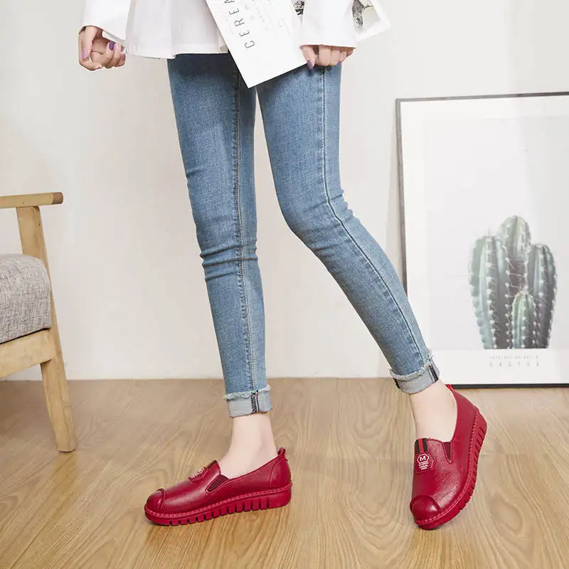 

Женские кроссовки для бадминтона, на танкетке