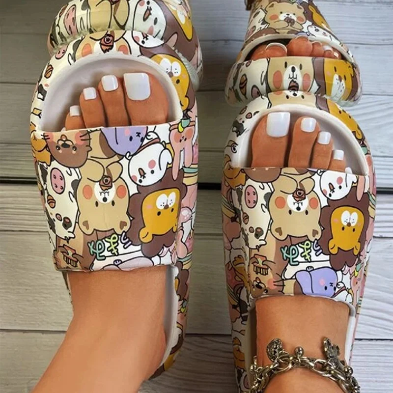 2023 Cute Anime Pattern Women Slides Outdoor Beach Non-slip Woman Slippers Lighte Bathroom Couple Sandals Summer Female Shoes