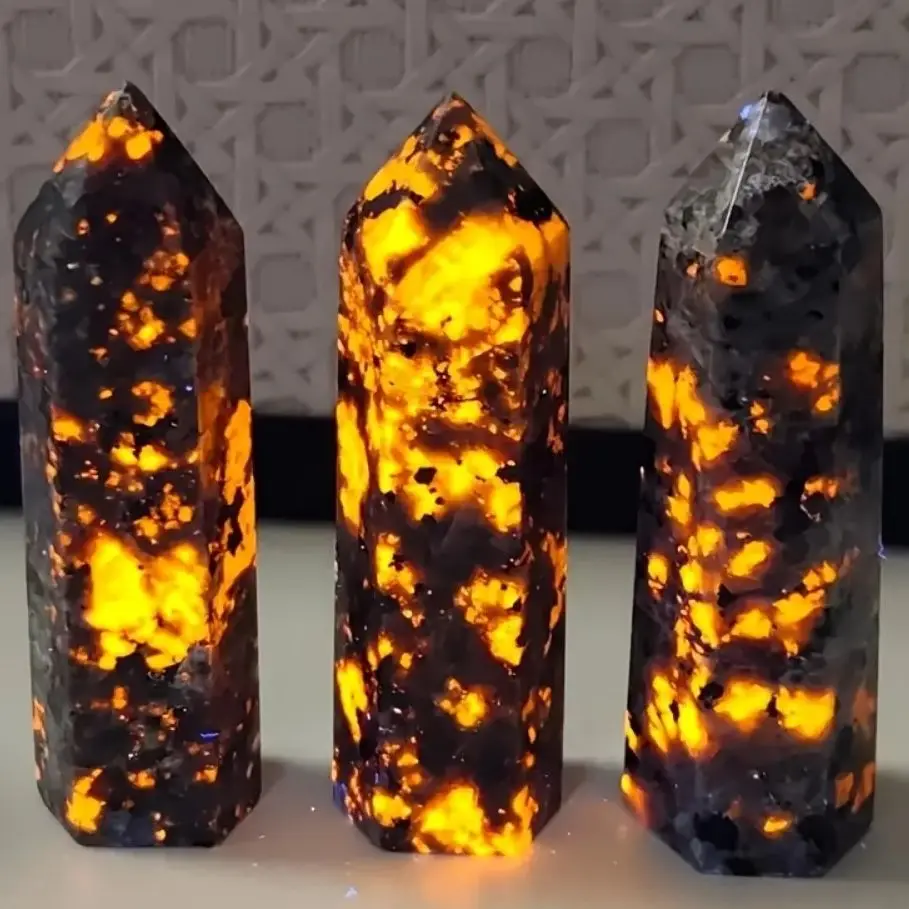 

Кристалл Йоперлит Башня 10 см