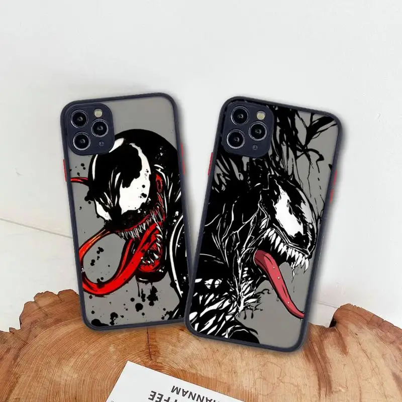 

Venom Black And White Sketch Art Phone Case For iphone 13 12 11 Pro Max Mini XS 8 7 Plus X SE 2020 XR Matte Transparent Cover
