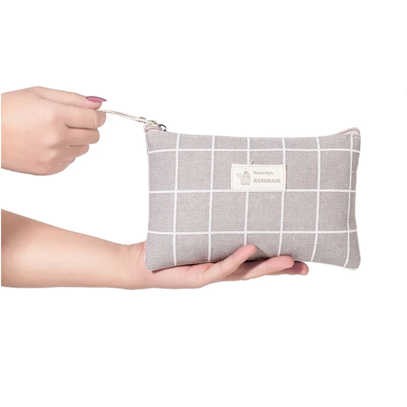 

1 Pc Large Capacity Canvas Cosmetic Bag Female Simple Portable Multifunc Cosmetic Storage Bag Wash Bag Large Pencil Case Purse
