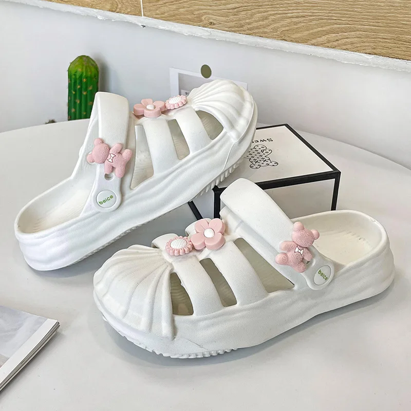 

35-40 Womens Mules & Clogs Female Sandals Summer Flat Heel Cartoon Bear Casual Non-slip Beach Slippers Ladies Garden Shoes Hw22